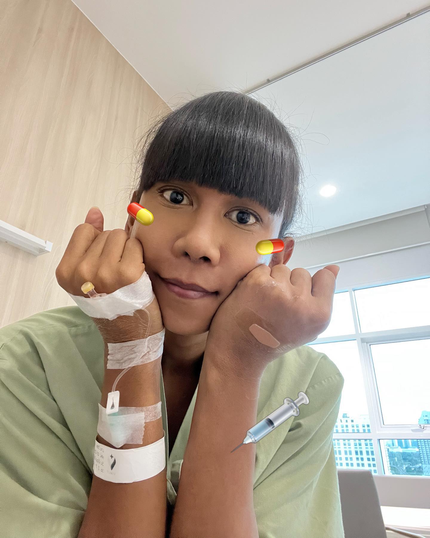 เจนนี่ ปาหนัน ผ่าตัดทอนซิลหมองดใช้เสียง แต่เจ้าตัวพูดเยอะจนเลือดออก 