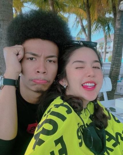 เปิดวาร์ป เมียโชครถแห่ สาวสวยหุ่นแซ่บ ดีกรีเคยเป็นนักร้อง