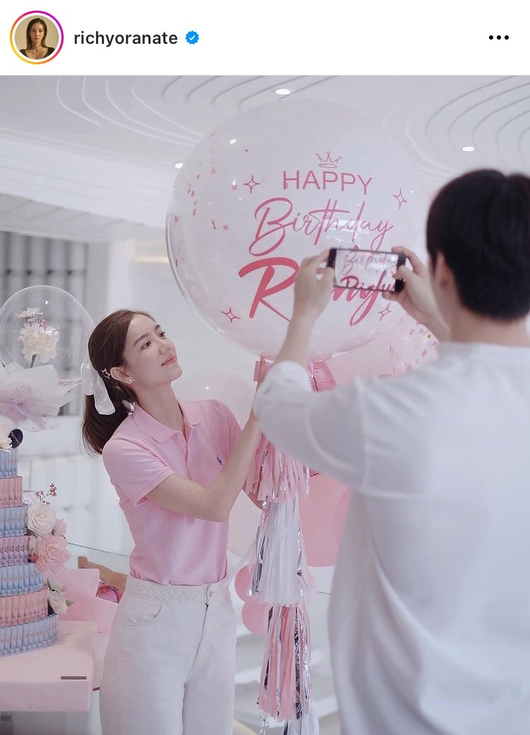ริชชี่ สุดปลื้ม!! ตามเก็บภาพทุกโปรเจกต์วันเกิดที่แฟนคลับทำให้ ริชชี่ สุดปลื้ม!! ตามเก็บภาพทุกโปรเจกต์วันเกิดที่แฟนคลับทำให้
