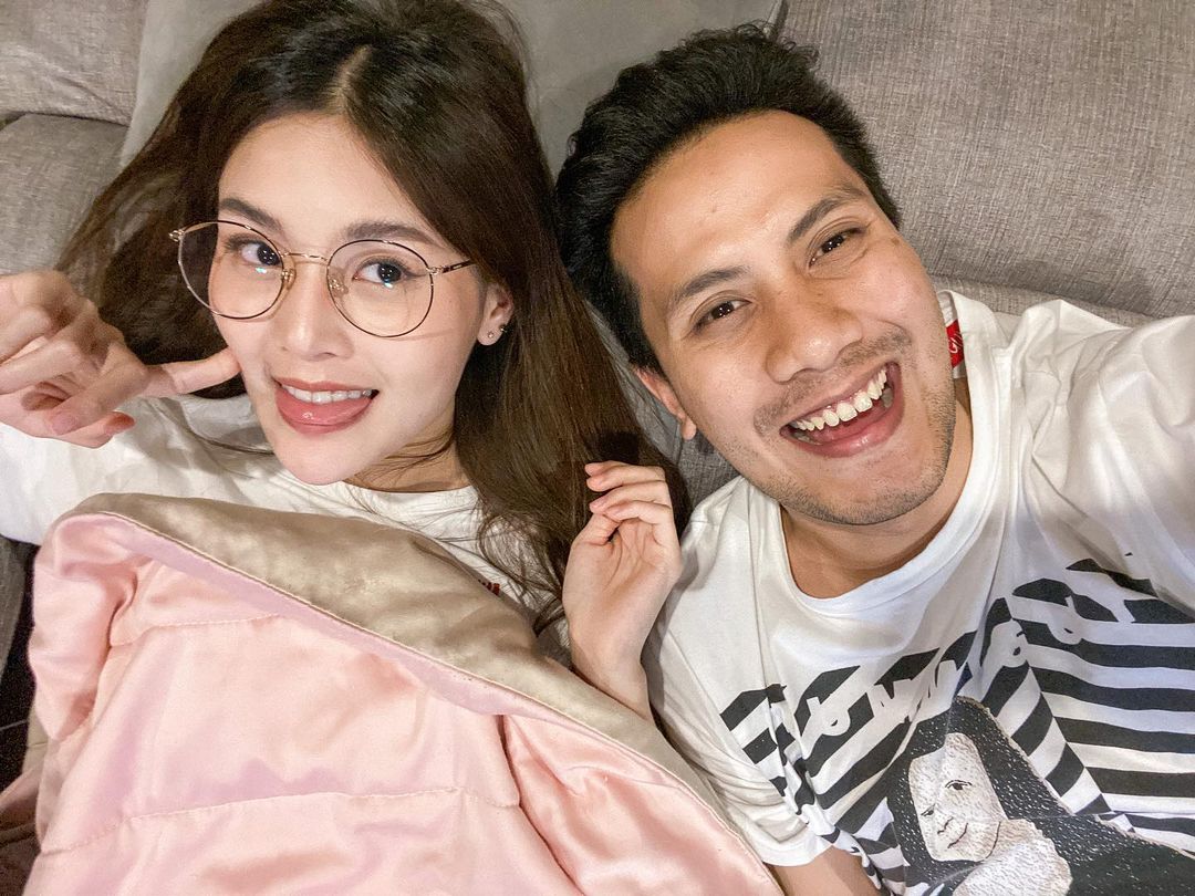 ทุกคนครับ! น้องกร ภรรยา เป้ วงมายด์ ท้องแล้ว ทุกคนครับ! น้องกร ภรรยา เป้ วงมายด์ ท้องแล้ว