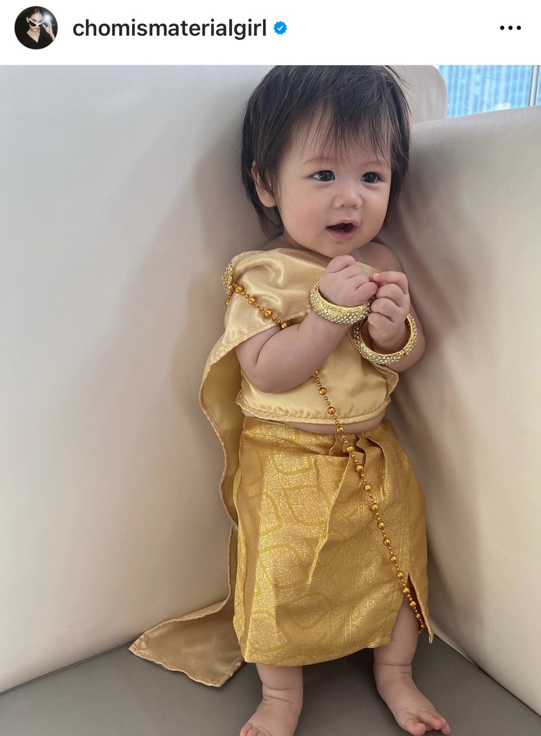 แม่ชม เผยภาพ น้องเกล ฟิตติ้งชุดนพมาศ น่ารักไม่ไหว!!