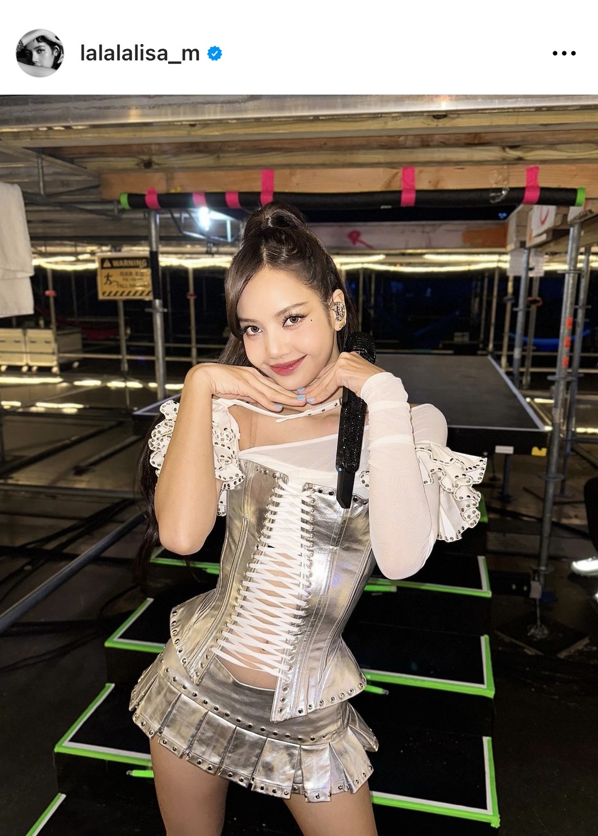 ย้ายค่ายหรือไม่?!! แห่ตีความหลังค่ายเพลง UMG โพสต์ภาพเดี่ยว ‘ลิซ่า BLACKPINK’ ย้ายค่ายหรือไม่?!! แห่ตีความหลังค่ายเพลง UMG โพสต์ภาพเดี่ยว ‘ลิซ่า BLACKPINK’