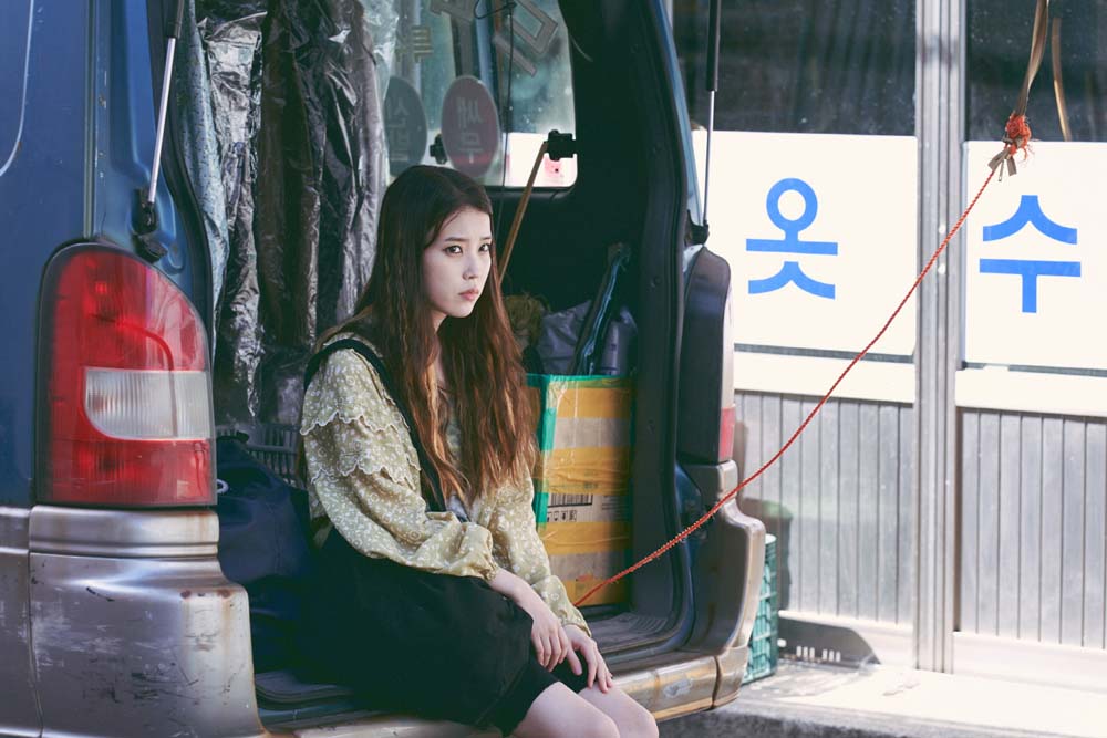 “IU” คว้ารางวัลแรกในชีวิตการแสดง จากหนัง “ Broker” “IU” คว้ารางวัลแรกในชีวิตการแสดง จากหนัง “ Broker”