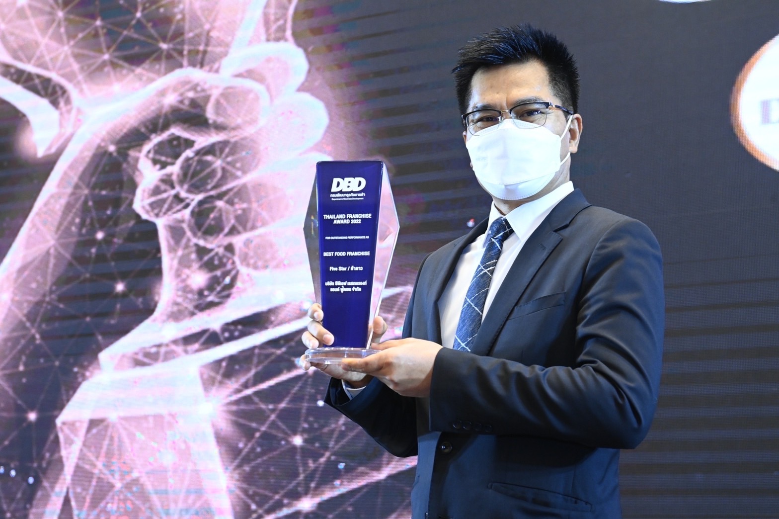ธุรกิจห้าดาว คว้ารางวัล BEST FOOD FRANCHISE ปี 2022