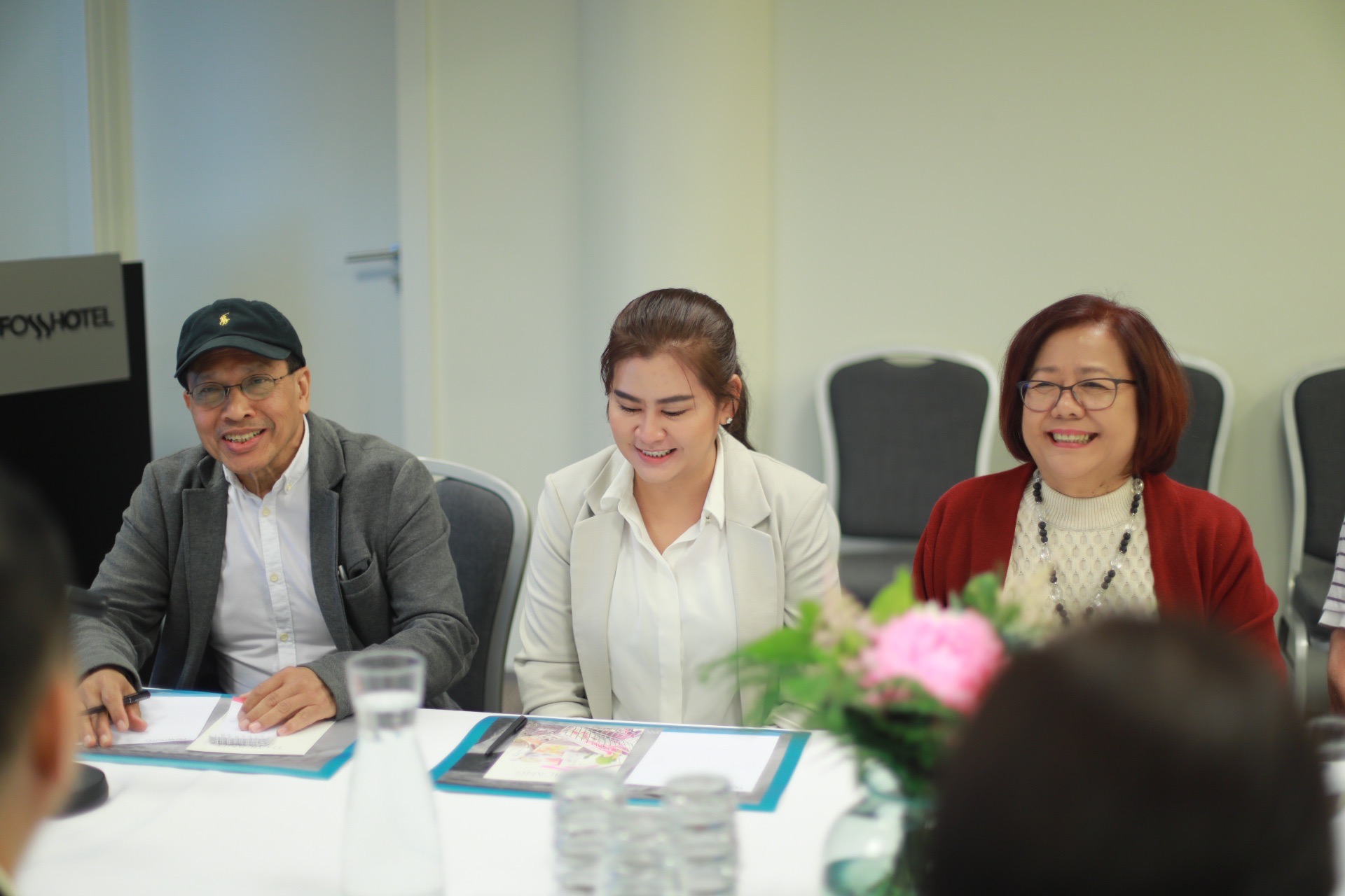 “จุรินทร์” นำทีมถก 7 ผู้นำเข้า ตั้งเป้าขายตรงสินค้าแบรนด์ไทย