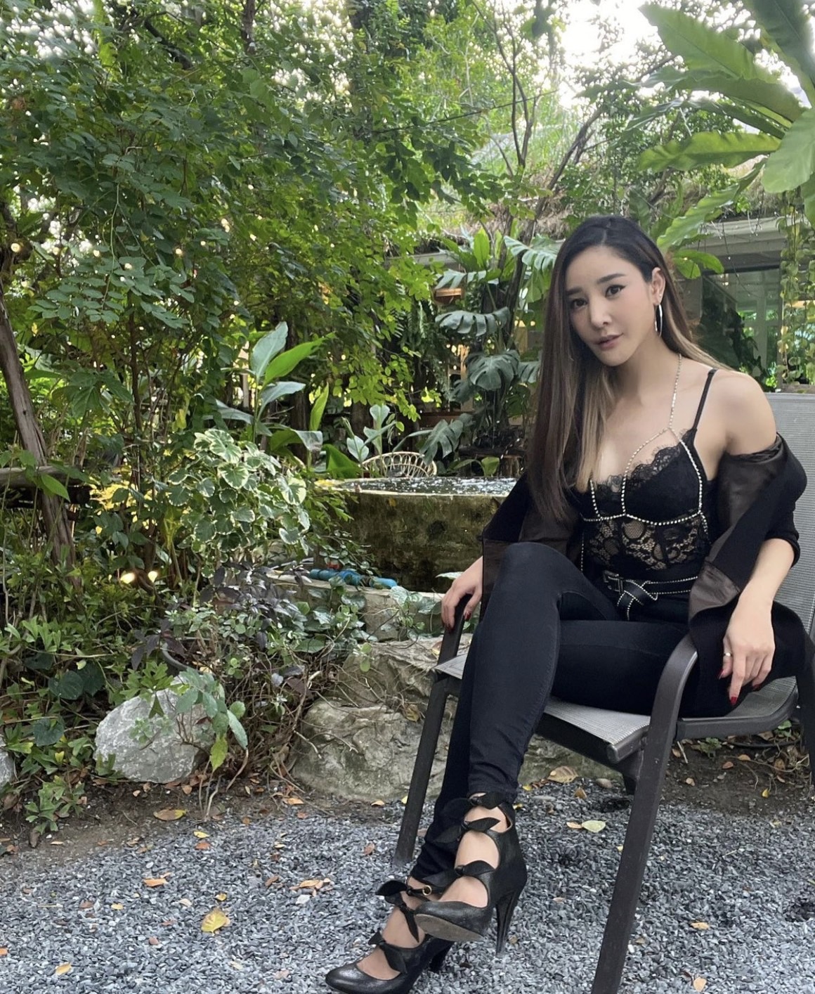 แตงโม นิดา เปิดใจเป็นแม่ค้าไลฟ์ขายเสื้อผ้า 2 ปี ปลดหนี้ 10 ล้านได้ครึ่งทาง!! 