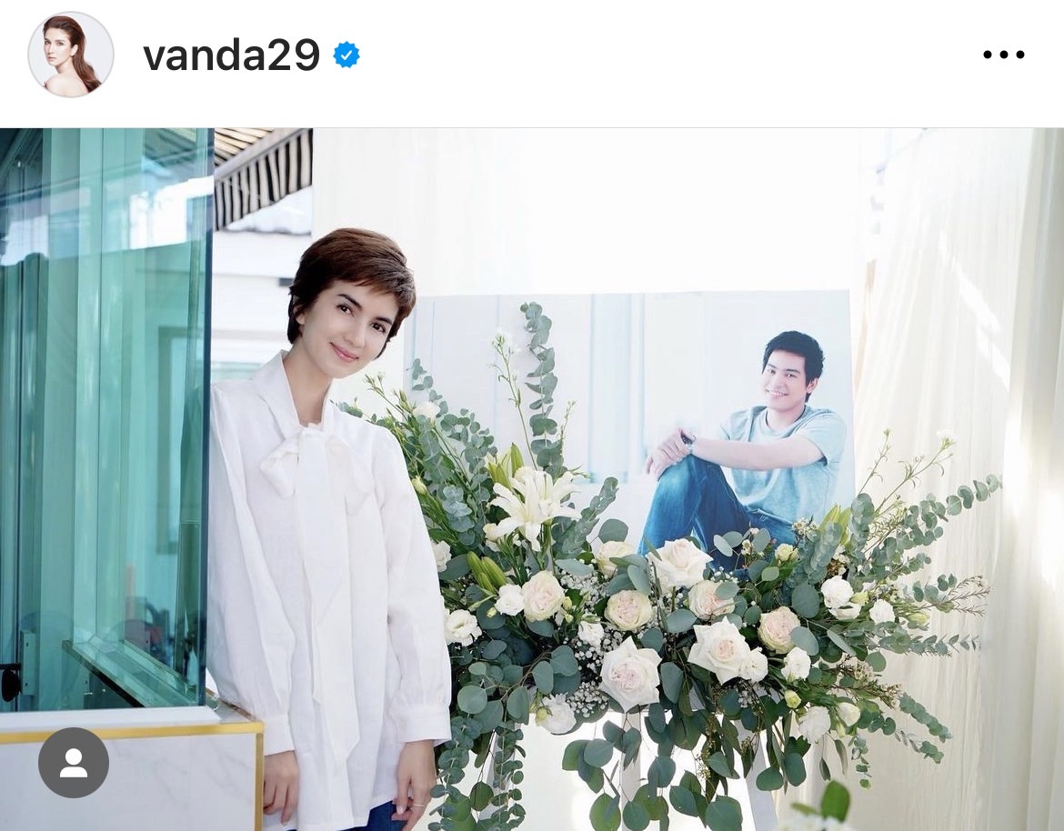 โบว์ แวนด้า โพสต์ภาพน้องมะลิ กับ พ่อปอ พร้อมบอก วันนี้ปีที่ 7 แล้วนะพ่อ โบว์ แวนด้า โพสต์ภาพน้องมะลิ กับ พ่อปอ พร้อมบอก วันนี้ปีที่ 7 แล้วนะพ่อ