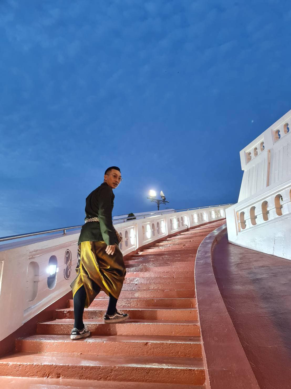 จากใจ 'โจอี้บอย' ดราม่า 'รัตนโกเซิร์ฟ' ไม่ใส่แมสก์ ขอรับผิดแต่เพียงผู้เดียว จากใจ 'โจอี้บอย' ดราม่า 'รัตนโกเซิร์ฟ' ไม่ใส่แมสก์ ขอรับผิดแต่เพียงผู้เดียว