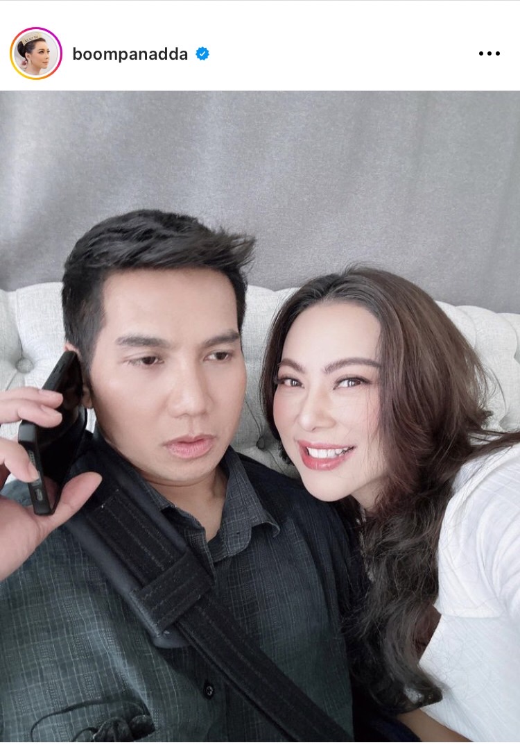 แฟนคลับอิจฉา บุ๋ม ปนัดดา โชว์หวานซบอกอ้อนสามี...