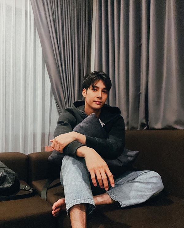 เด่นคุณ เผยโควิด ทำให้เปลี่ยนวิธีการใช้เงิน!! เด่นคุณ เผยโควิด ทำให้เปลี่ยนวิธีการใช้เงิน!!