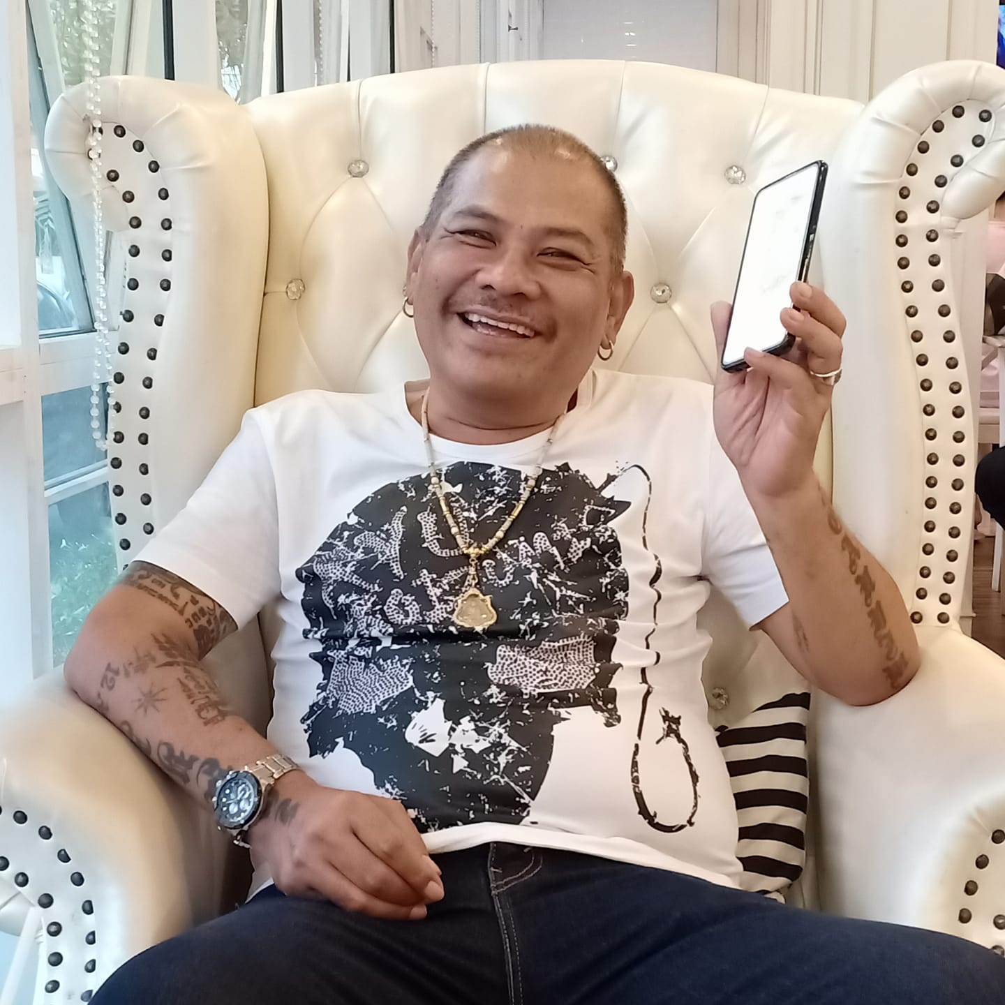 โป๊งเหน่ง เชิญยิ้ม เปิดประวัติ-ย้อมชมผลงาน ดาวตลกชื่อดัง ผู้สร้างรอยยิ้ม