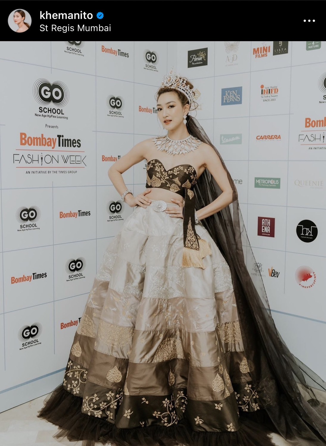 แพนเค้ก เขมนิจ ใส่ชุดผ้าไทย เดินแบบเวทีใหญ่ระดับโลก แพนเค้ก เขมนิจ ใส่ชุดผ้าไทย เดินแบบเวทีใหญ่ระดับโลก