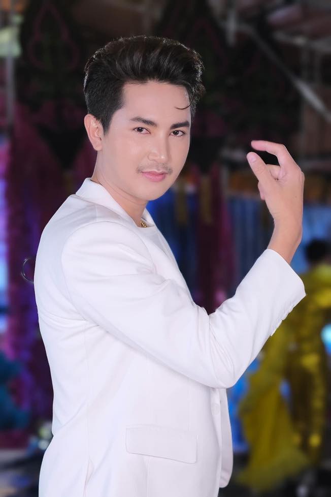 บอย ศิริชัย ปลอดภัยดี หลังรถตู้ หมอลำใจเกินร้อย เกิดอุบัติเหตุ บอย ศิริชัย ปลอดภัยดี หลังรถตู้ หมอลำใจเกินร้อย เกิดอุบัติเหตุ