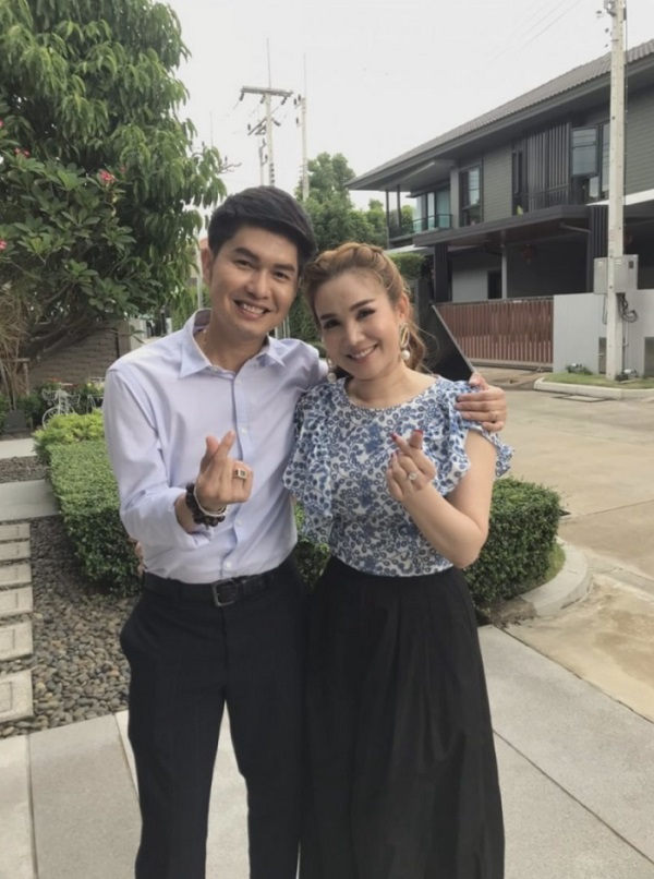 เคลียร์ดราม่า “กุ้ง สุธิราช” ไม่เคยแอบคบน้าตัวเอง (มีคลิป) เคลียร์ดราม่า “กุ้ง สุธิราช” ไม่เคยแอบคบน้าตัวเอง (มีคลิป)