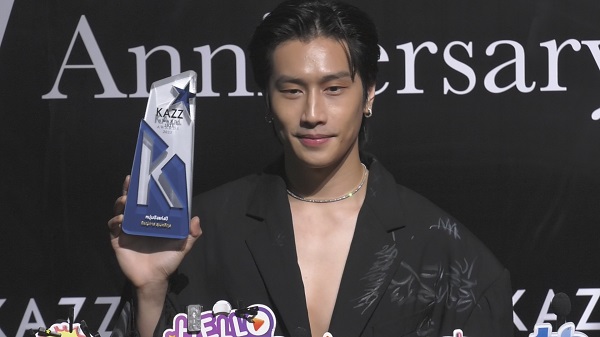 “ไบเบิ้ล วิชญ์ภาส” เผยความรู้สึกหลังบินลัดฟ้าร่วมงานที่อเมริกา (มีคลิป) “ไบเบิ้ล วิชญ์ภาส” เผยความรู้สึกหลังบินลัดฟ้าร่วมงานที่อเมริกา (มีคลิป)