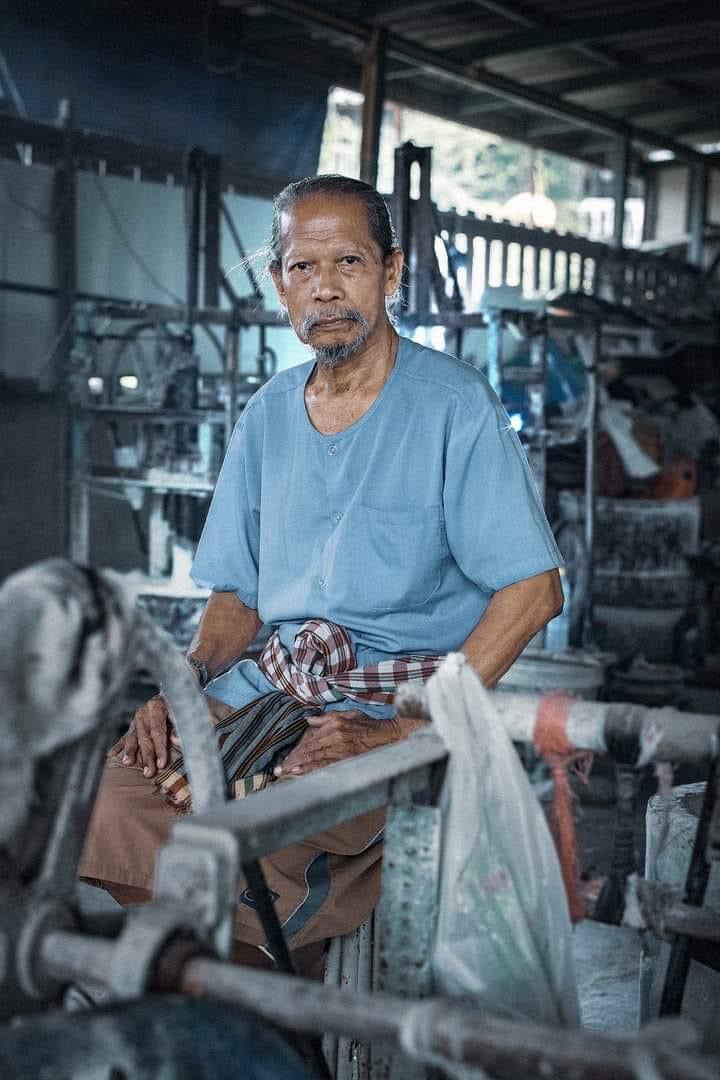 สิ้นแล้ว อ.ทองร่วง เอมโอษฐ ศิลปินแห่งชาติ ในวัย 80 ปี สิ้นแล้ว อ.ทองร่วง เอมโอษฐ ศิลปินแห่งชาติ ในวัย 80 ปี