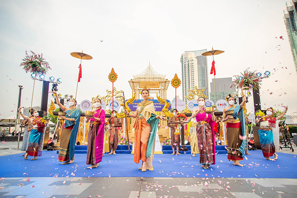 สงกรานต์ไปไหนดี? 5 ที่เที่ยวสงกรานต์ในกรุงเทพฯ ไม่ต้องไปไหนไกล สงกรานต์ไปไหนดี? 5 ที่เที่ยวสงกรานต์ในกรุงเทพฯ ไม่ต้องไปไหนไกล