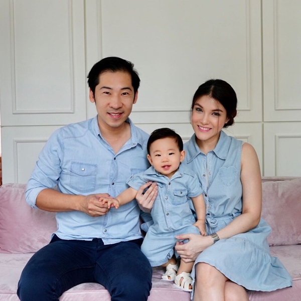 ย้อนรอย 3 ดาราสาว ไหว้พระตีมูรติ ความรักสำเร็จ ! ย้อนรอย 3 ดาราสาว ไหว้พระตีมูรติ ความรักสำเร็จ !