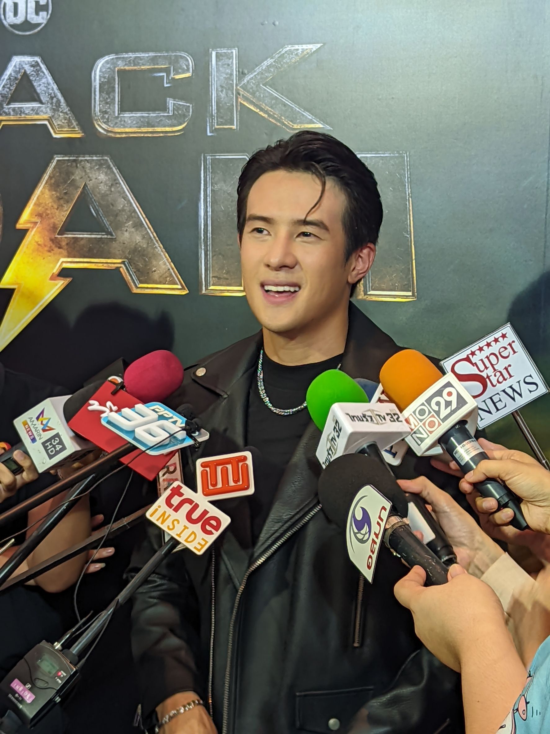 เจมส์ มาร์ กลับมารับงานอีเว้นท์อีกครั้ง พร้อมเผยเรื่องออกทริปกับ ณเดชน์ เจมส์ มาร์ กลับมารับงานอีเว้นท์อีกครั้ง พร้อมเผยเรื่องออกทริปกับ ณเดชน์