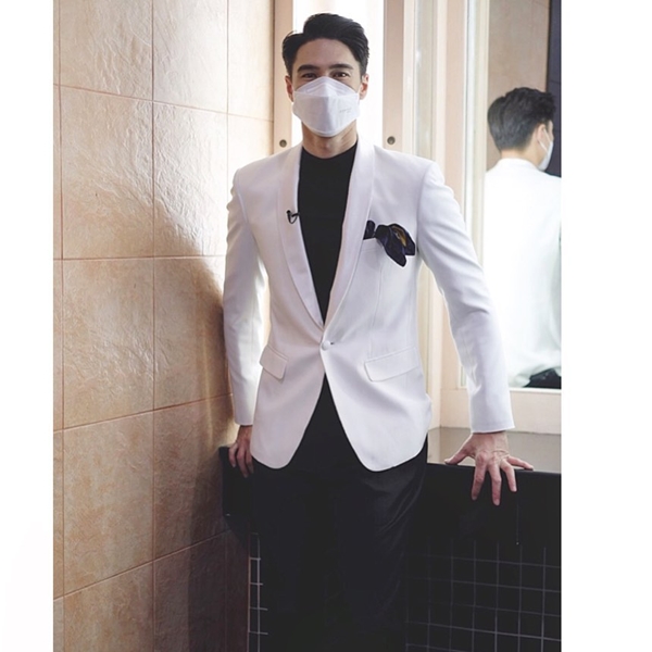 คนบันเทิง เฮ!!  เมย์ รัชนก เข้ารอบ 8 คนสุดท้ายโอลิมปิก