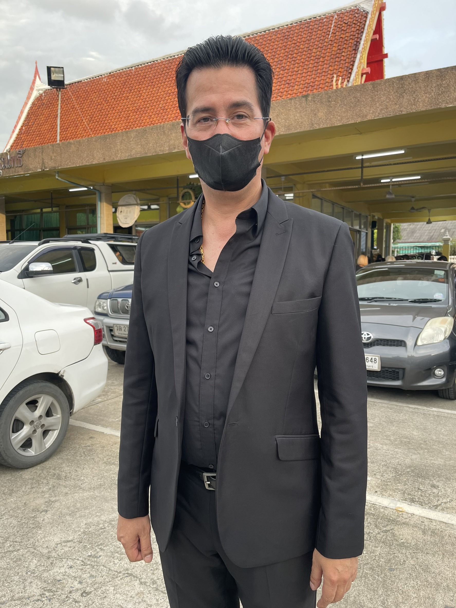 บรรยากาศพิธีรดน้ำศพ ผู้กำกับดัง เฉลิม วงศ์พิมพ์ ผู้คนแวดวงหนังร่วมอาลัย บรรยากาศพิธีรดน้ำศพ ผู้กำกับดัง เฉลิม วงศ์พิมพ์ ผู้คนแวดวงหนังร่วมอาลัย