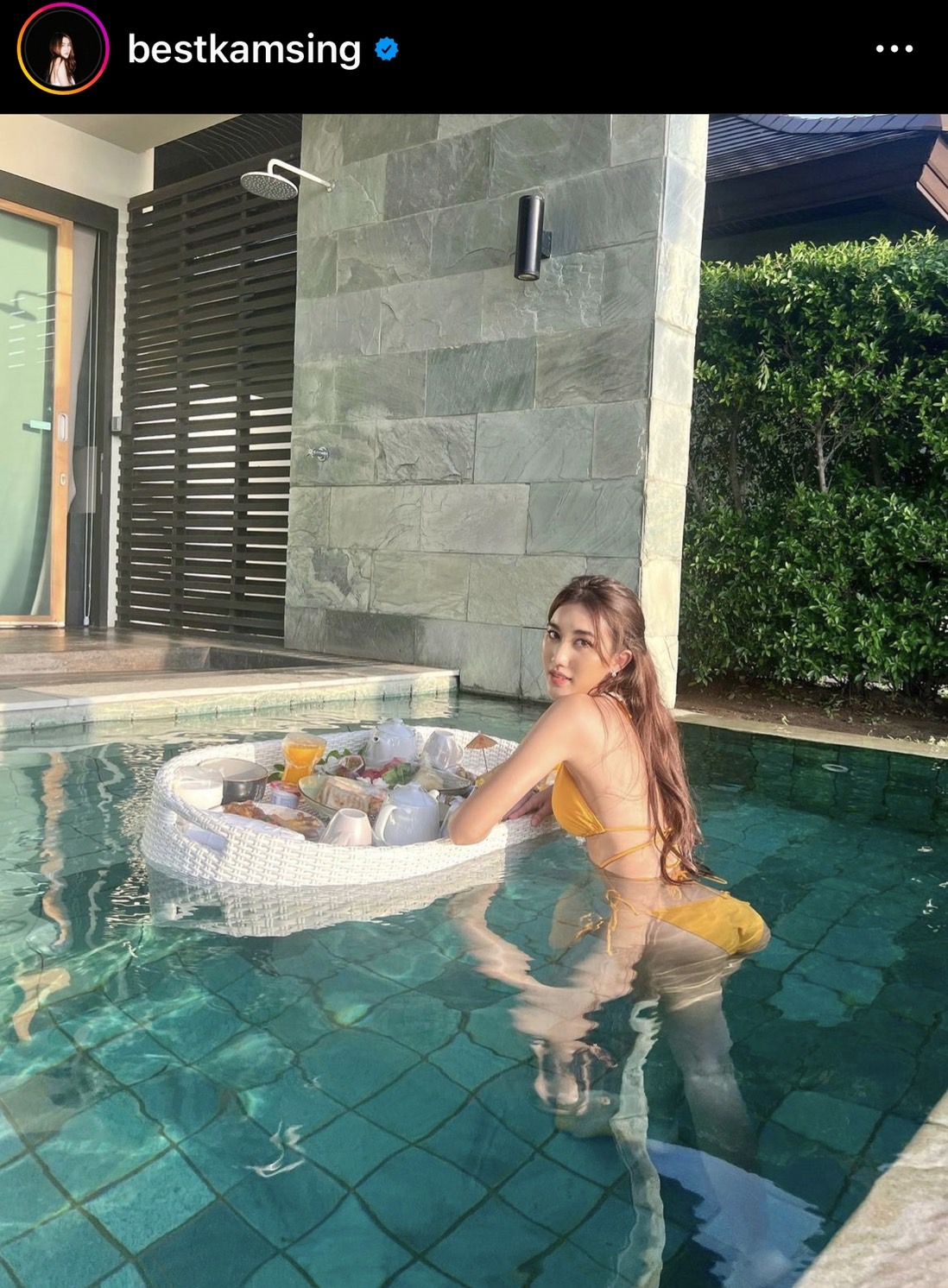 เบสท์ รักษ์วนีย์ โสดแล้วแซ่บ จัดรัวๆ โชว์ชุดว่ายน้ำ เซ็กซี่เต็ม 10 ไม่