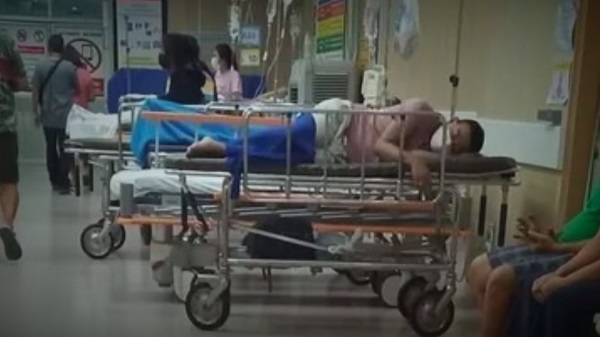 ผ่านไปเกือบ 24 ชั่วโมง อาทิตย์ ริว ยังไม่พ้นขีดอันตราย หมอดูอาการ 7 คน   (มีคลิป)