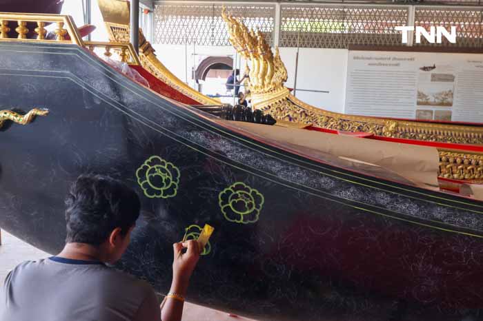 นายก ตรวจความพร้อม การจัดขบวนพยุหยาตราทางชลมารค ในการพระราชพิธีเสด็จพระราชดำเนินถวายผ้าพระกฐิน ณ วัดอรุณราชวรารามราชวรวิหาร นายก ตรวจความพร้อม การจัดขบวนพยุหยาตราทางชลมารค ในการพระราชพิธีเสด็จพระราชดำเนินถวายผ้าพระกฐิน ณ วัดอรุณราชวรารามราชวรวิหาร