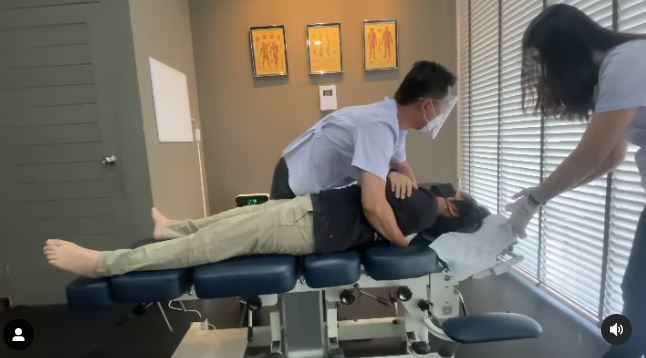 มหัศจรรย์!! ลูกชาย พีท ทองเจือ กลับมาเดินตรงแล้ว 