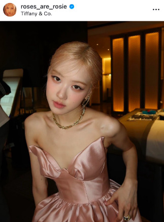 เปิดเส้นทางใหม่ โรเซ่ กับสังกัด THE BLACK LABEL