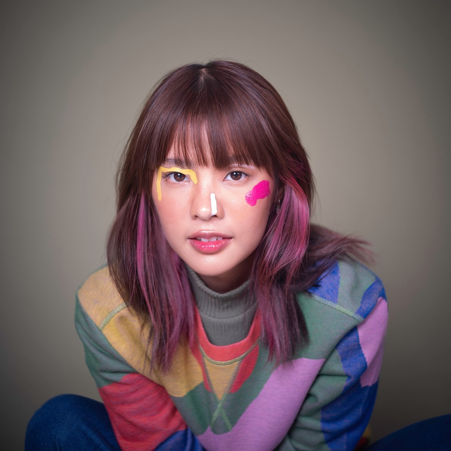 งานเข้า พิมรี่พาย หลังภาพวาดศิลปินชื่อดังโผล่ในเพลงใหม่ เจ้าของภาพเผย ไม่ได้ร่วมงานและไม่ได้ขายภาพนี้ งานเข้า พิมรี่พาย หลังภาพวาดศิลปินชื่อดังโผล่ในเพลงใหม่ เจ้าของภาพเผย ไม่ได้ร่วมงานและไม่ได้ขายภาพนี้