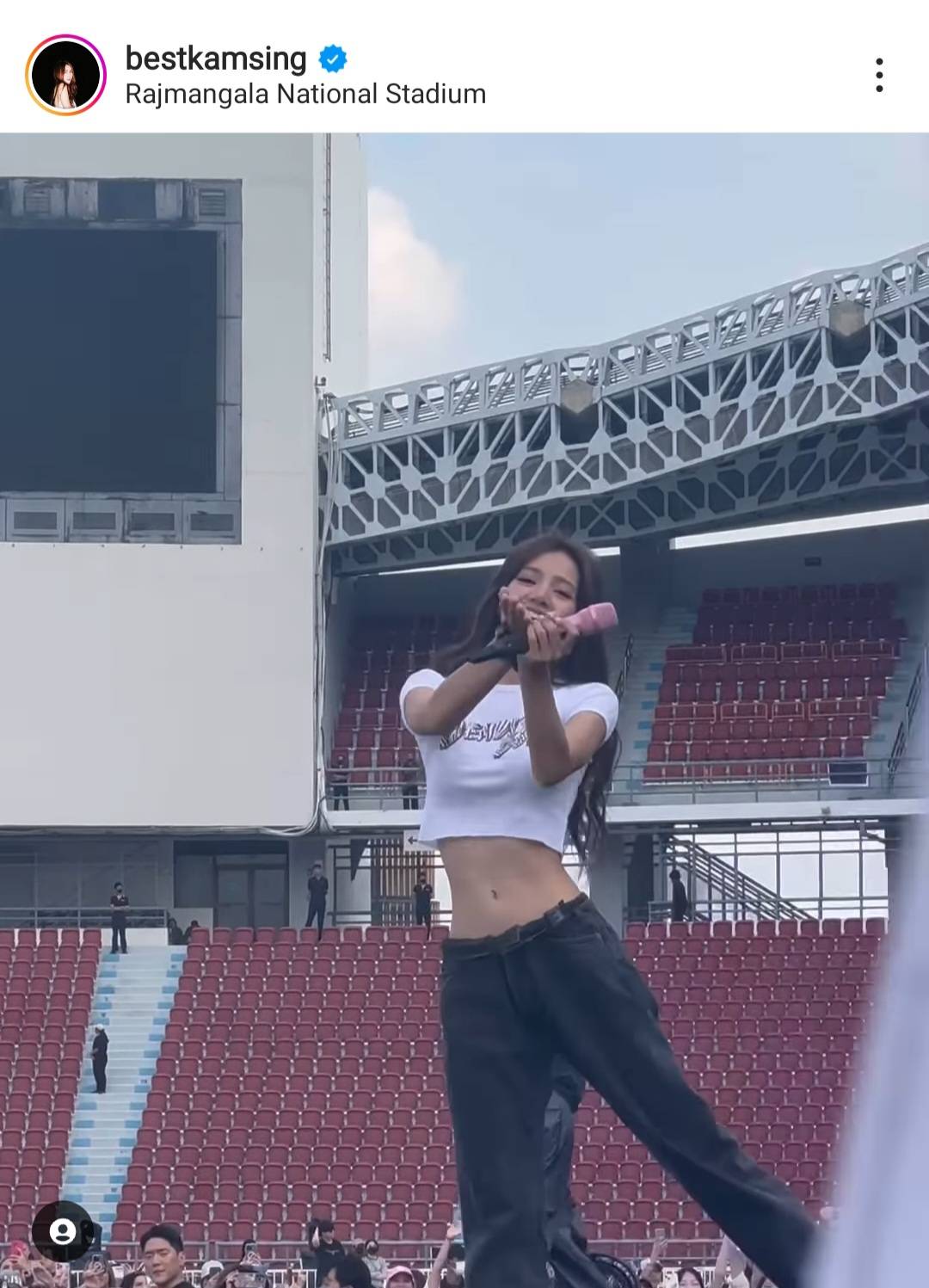 วันเกิดสุดพิเศษ เบสท์ รักษ์วนีย์ ได้รับคำอวยพรจากศิลปินชื่อดัง