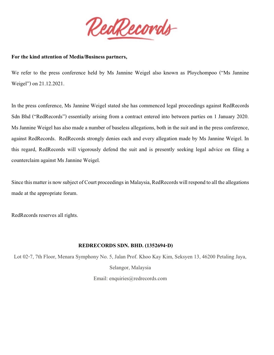 ไม่ได้ผิดสัญญา!! สังกัดเก่า พลอยชมพู ปฏิเสธทุกข้อกล่าวหา พร้อมสู้คดีเต็มที่ ไม่ได้ผิดสัญญา!! สังกัดเก่า พลอยชมพู ปฏิเสธทุกข้อกล่าวหา พร้อมสู้คดีเต็มที่