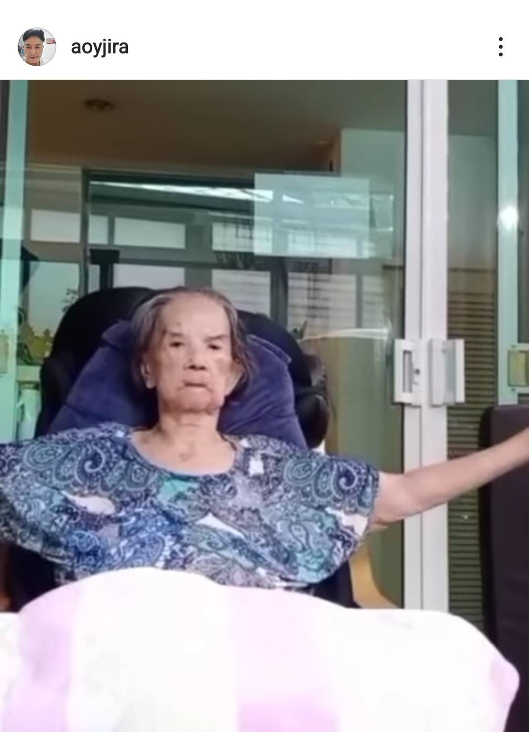 ขอบคุณที่เป็นห่วงยาย คุณยายมารศรี ฝากข้อความถึงทุกคน ขอบคุณที่เป็นห่วงยาย คุณยายมารศรี ฝากข้อความถึงทุกคน