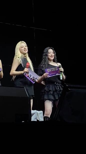 แฟนๆ ห่วงใย!! ‘ชูฮวา (G)I-DLE’ ทรุดกลางเวทีทีโชว์ที่เม็กซิโก (มีคลิป)