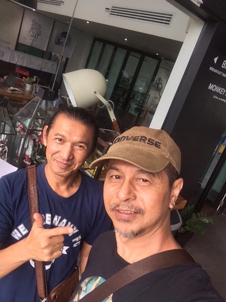 นักร้องดัง มอร์ มอร์กะจาย ติดโควิด อาการน่าเป็นห่วง ปอดถูกทำลาย 60% นักร้องดัง มอร์ มอร์กะจาย ติดโควิด อาการน่าเป็นห่วง ปอดถูกทำลาย 60%