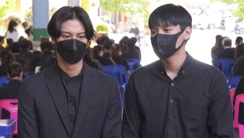 ออกัส - เงิน น้ำตาคลอส่ง บีม ปภังกร เพื่อนรักครั้งสุดท้าย