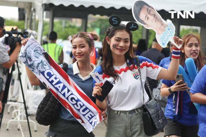 แฟนบอลแน่นราชมังฯ ลุ้นไทยเข้ารอบต่อไป ฟุตบอลโลก 2026 รอบคัดเลือก แฟนบอลแน่นราชมังฯ ลุ้นไทยเข้ารอบต่อไป ฟุตบอลโลก 2026 รอบคัดเลือก