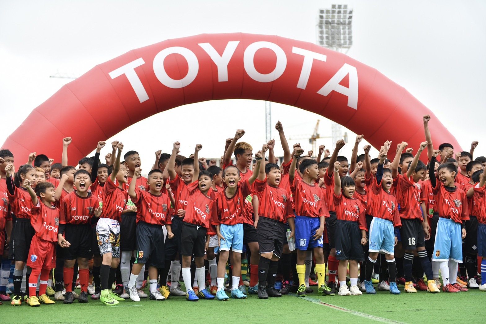 'โตโยต้าจูเนียร์ฟุตบอลคลินิก' บุกบุรีรัมย์ หาช้างเผือกร่วม 'U14อาเซียนดรีมฟุตบอล2023' 'โตโยต้าจูเนียร์ฟุตบอลคลินิก' บุกบุรีรัมย์ หาช้างเผือกร่วม 'U14อาเซียนดรีมฟุตบอล2023'