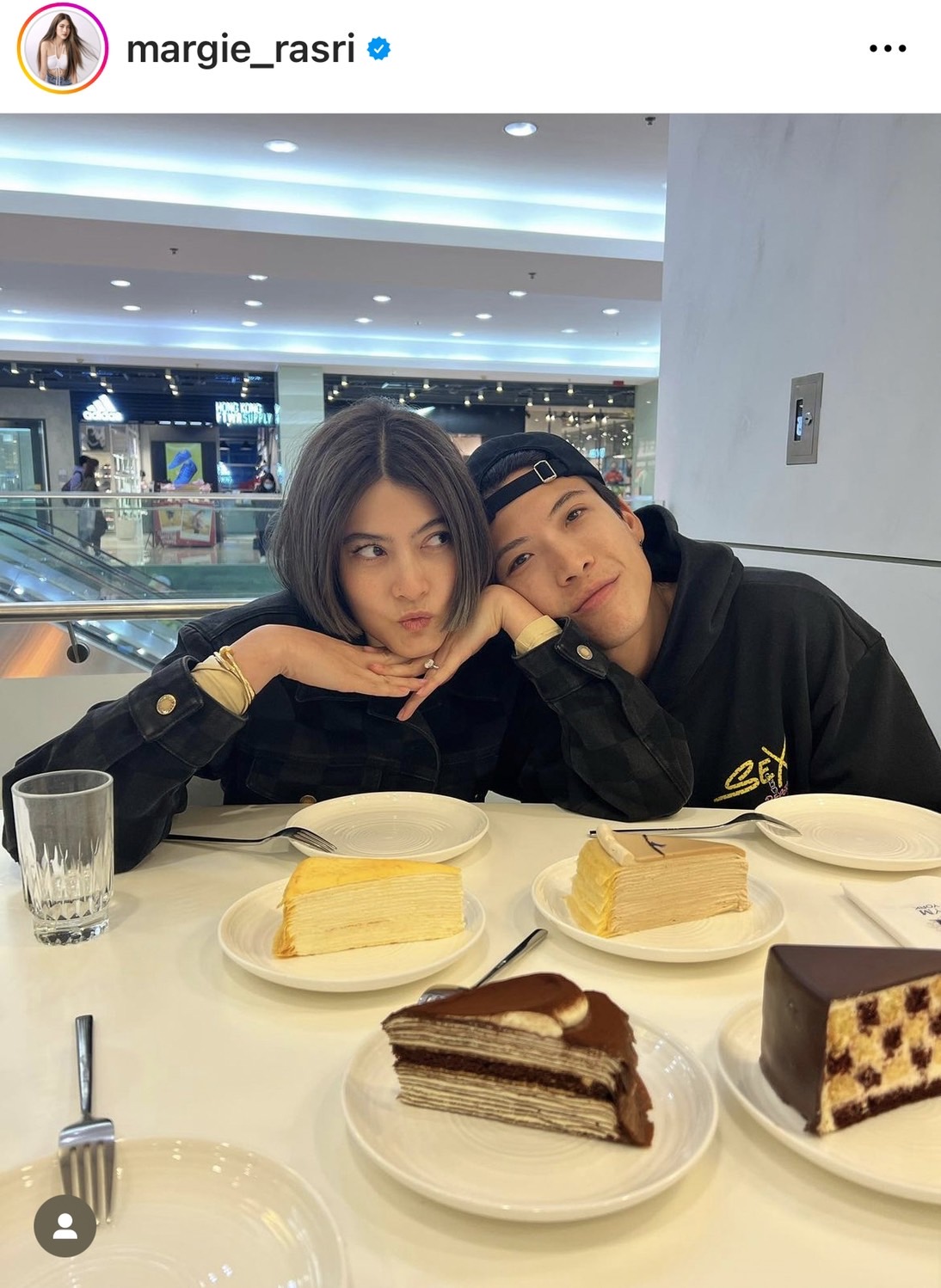 ป๊อก - มาร์กี้ ฟาดด้วยภาพนี้! หลังเจอโยงข่าวสามีดาราดังมีบ้านเล็ก ป๊อก - มาร์กี้ ฟาดด้วยภาพนี้! หลังเจอโยงข่าวสามีดาราดังมีบ้านเล็ก