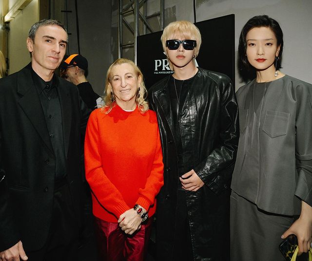 ฝากรักถึงแฟนๆไทย!! 'ซงคัง' ยิ้มหวานส่งหัวใจผ่านสื่อ จากมิลานแฟชั่นวีค