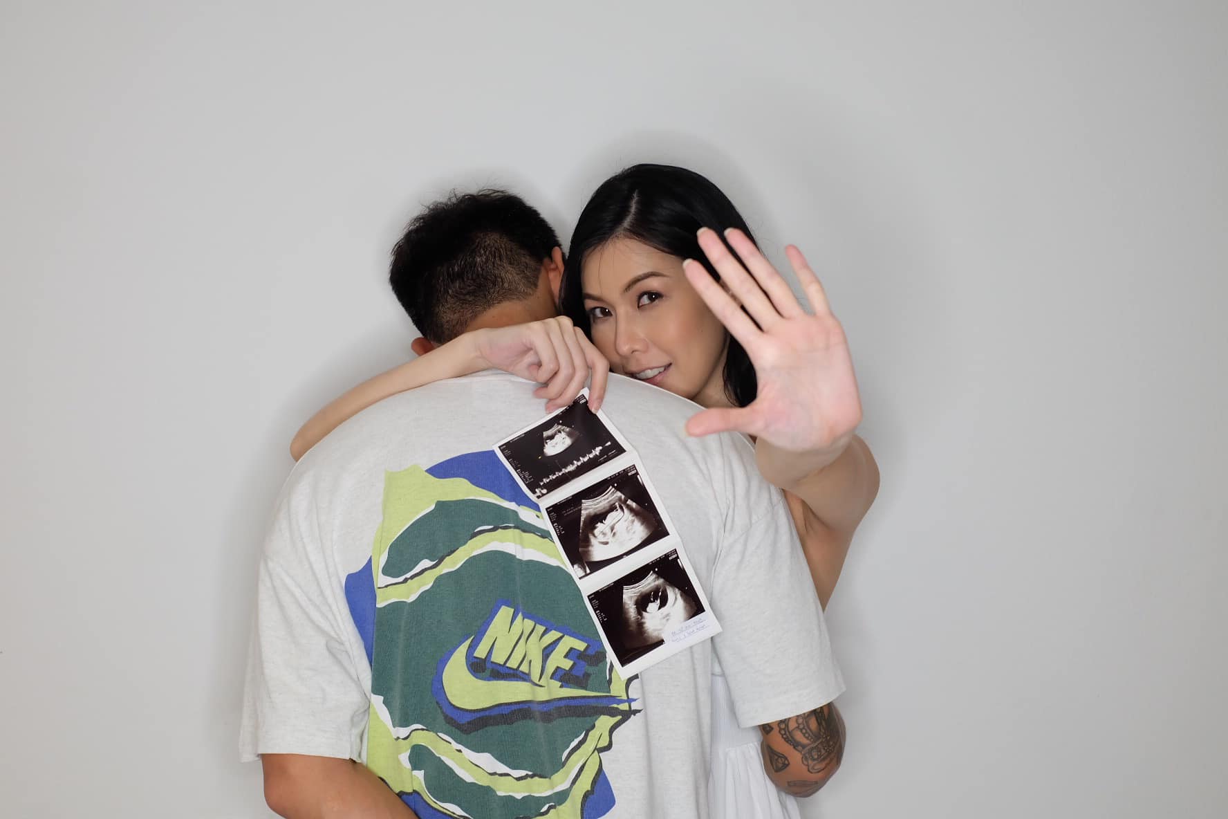 แก้ม กวินตรา ควงสามีนักเตะ รชต ธนภรณ์มงคล โชว์ภาพอัลตร้าซาวด์ลูกชายคนแรก!! 