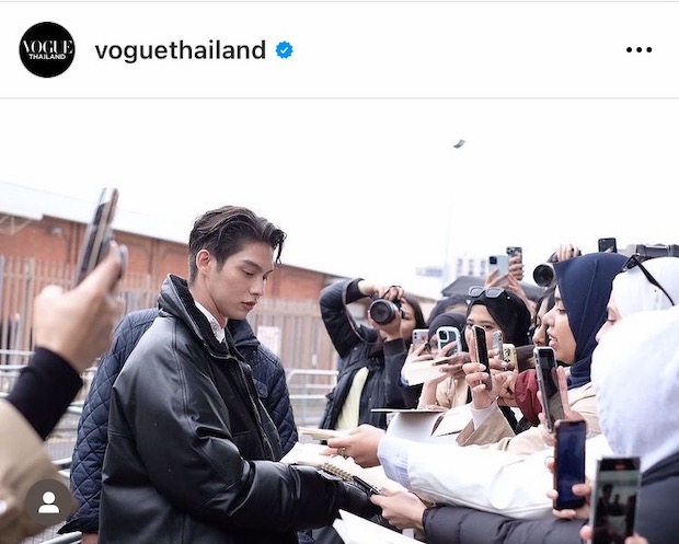 ‘ไบร์ท วชิรวิชญ์’ กระทบไหล่นางเอก Bridgerton 2 ที่ลอนดอนแฟชั่นวีค (มีคลิป)