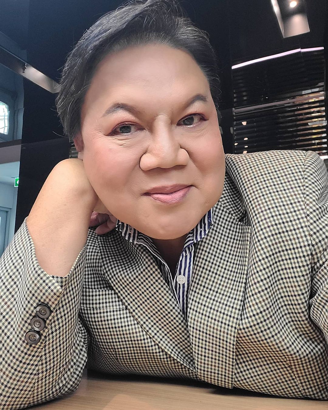 อ.ยิ่งศักดิ์ ตกใจ! หลัง อ.โอเล่ ทักดวงวงการบันเทิง ครึ่งปีหลัง มีการสูญเสีย!!