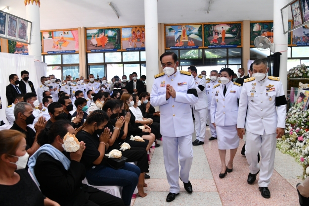 นายกฯเป็นประธาน พิธีพระราชทานเพลิงศพเหตุกราดยิงหนองบัวลำภู นายกฯเป็นประธาน พิธีพระราชทานเพลิงศพเหตุกราดยิงหนองบัวลำภู