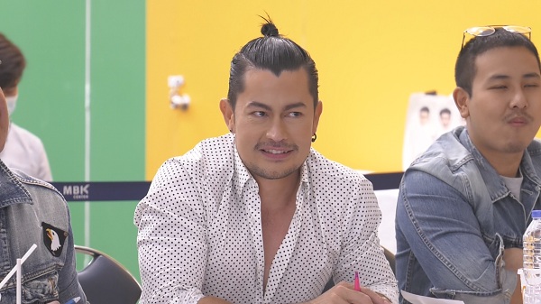 สาววายเตรียมกรี๊ด “อ้น สราวุธ” เล่นซีรี่ส์วาย (มีคลิป) สาววายเตรียมกรี๊ด “อ้น สราวุธ” เล่นซีรี่ส์วาย (มีคลิป)