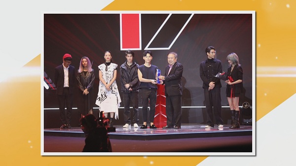 ประกาศผลรางวัล คมชัดลึกอวอร์ด ครั้งที่17 (มีคลิป) ประกาศผลรางวัล คมชัดลึกอวอร์ด ครั้งที่17 (มีคลิป)