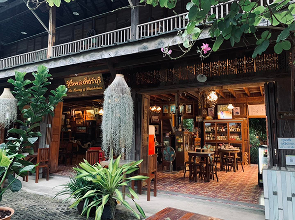 10 คาเฟ่เพชรบุรี เช็กอินชิล ดื่มด่ำบรรยากาศเมืองเพชร 10 คาเฟ่เพชรบุรี เช็กอินชิล ดื่มด่ำบรรยากาศเมืองเพชร