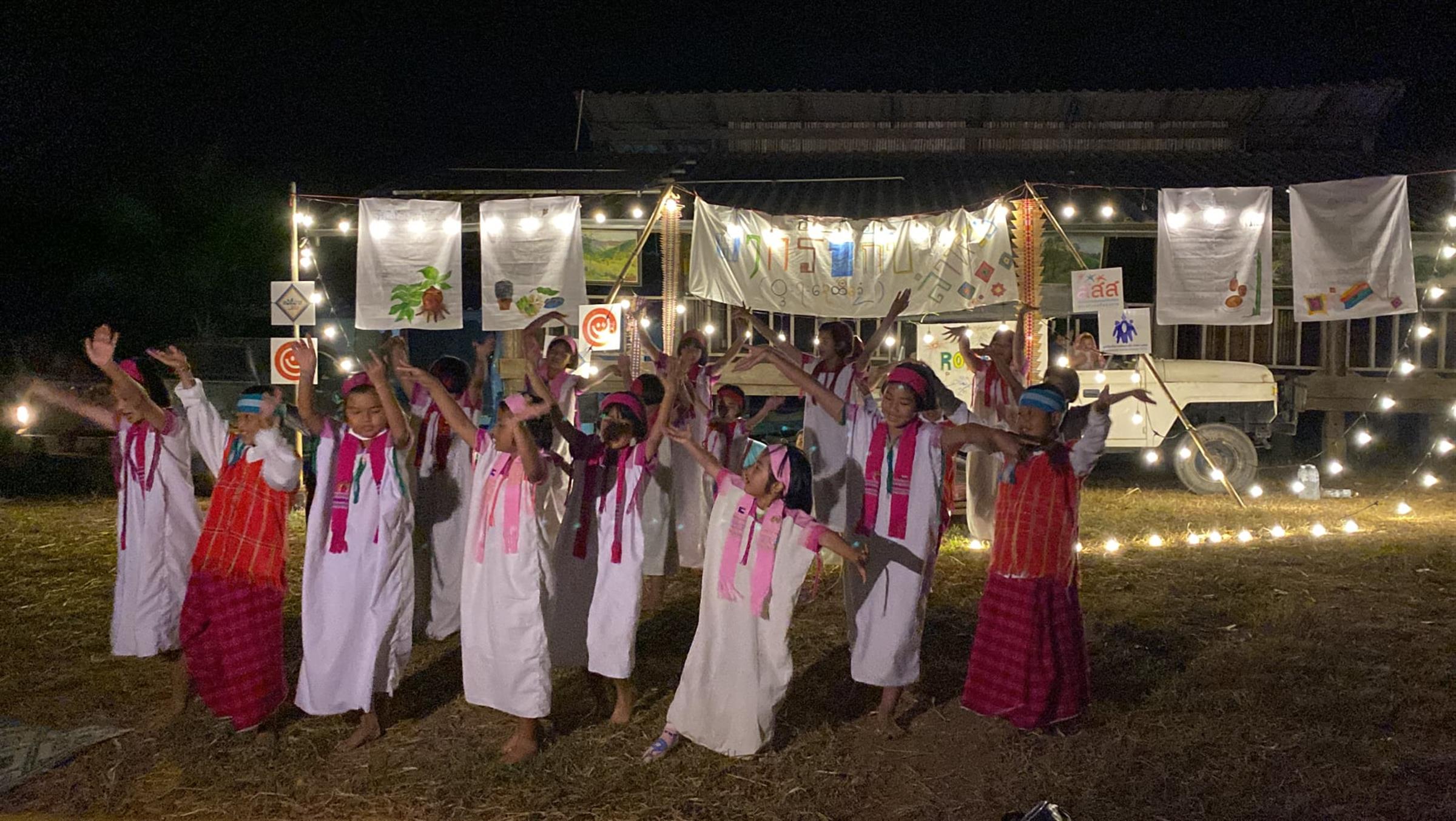 “คลิตี้ล่าง...ดีจัง” เปิดพื้นที่เรียนรู้ มุ่งสู่การพัฒนาชุมชน บนรากฐานภูมิปัญญา “คลิตี้ล่าง...ดีจัง” เปิดพื้นที่เรียนรู้ มุ่งสู่การพัฒนาชุมชน บนรากฐานภูมิปัญญา