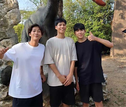 เปิดประวัติ ‘น้องแดน’ ขวัญใจด้อมใจฟู น้องเล็กของคัลแลน - พี่จอง เปิดประวัติ ‘น้องแดน’ ขวัญใจด้อมใจฟู น้องเล็กของคัลแลน - พี่จอง